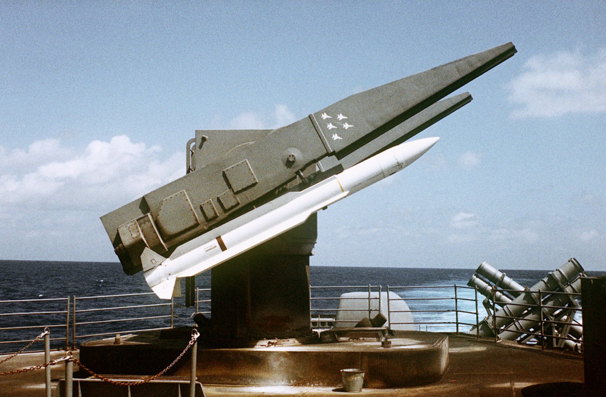 Mk-26-missile-launcher-002.jpg